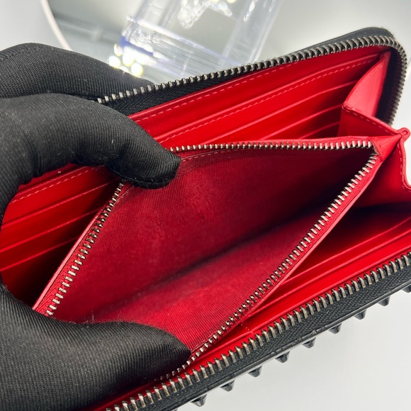 Christian Louboutin Continental Wallet - Picture 8 of 8